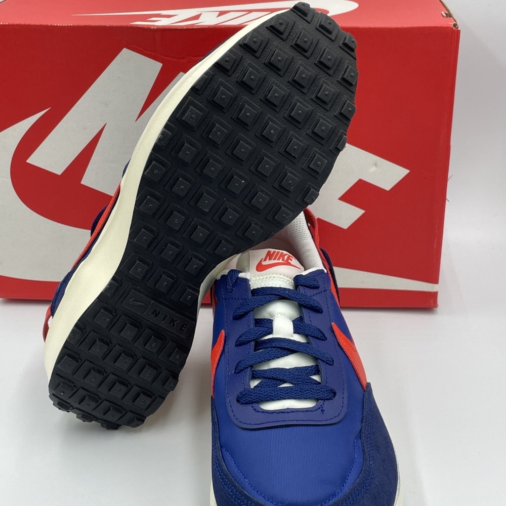 Nike Shoes Women's Sz 9.5 Blue Void Red Waffle Debut Running Sneakers IB4364-492 - Picture 3 of 7